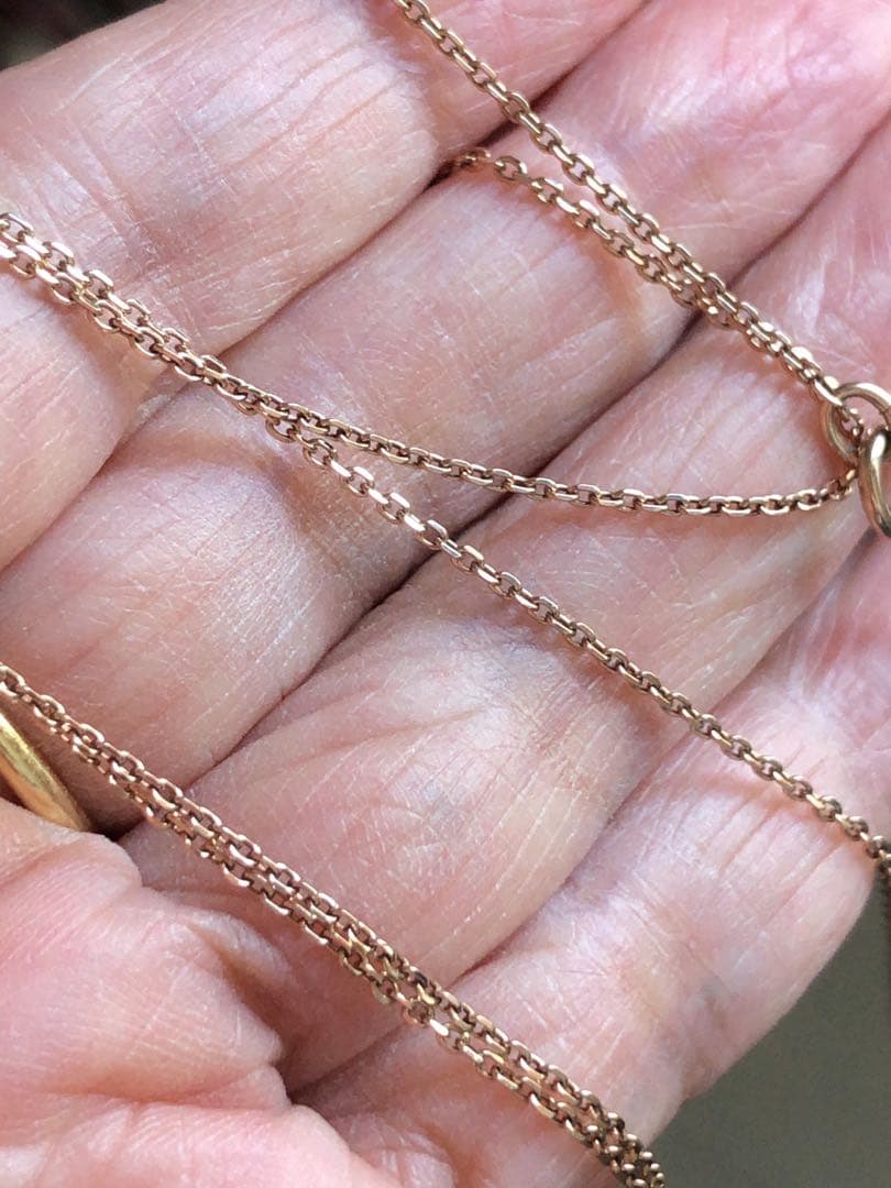 Agete K10 gold chain necklace measuring 50cm in length and weighing 2.01 grams