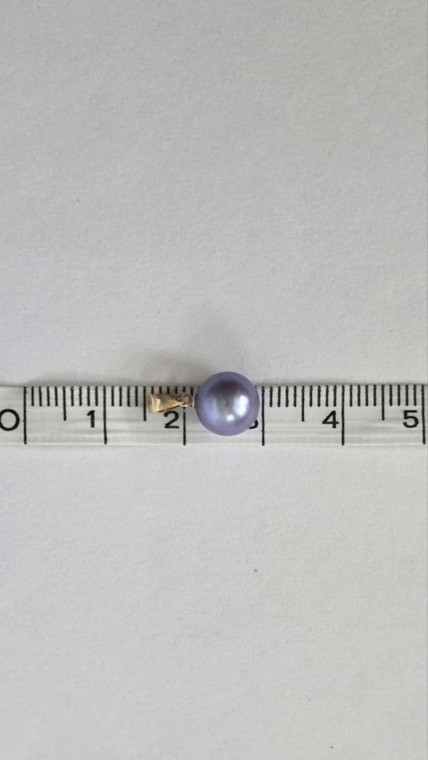 18K gold pendant top with purple dyed Akoya pearl and K18 engraving, used condition, no chain included