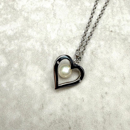 Mikimoto heart-shaped necklace with 5mm pearl on 38.5 cm SV925 silver chain
