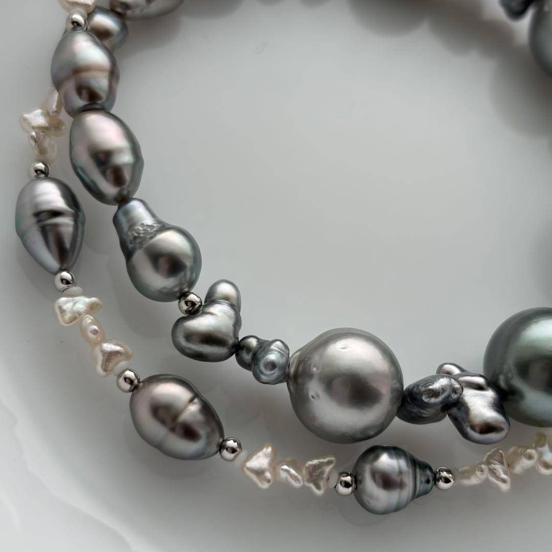 Black Pearl Kesh Baroque and Akoya Pearl Necklace about 40cm long with varying pearl sizes