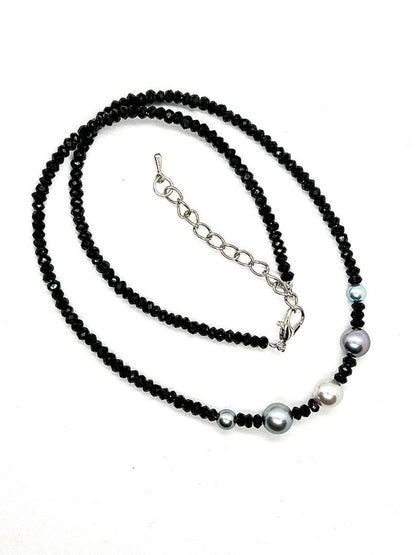 Akoya pearl and multi-color pearl necklace with black spinel beads and adjustable length