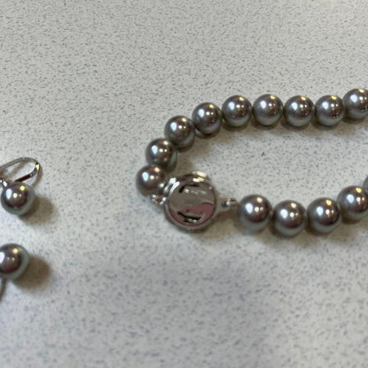 Akoya pearl silver gray necklace with approximately 6.5 to 7.0mm pearls on SV925 chain