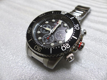 SEIKO V175-0AD0 Solar Men's Watch — Japanese
