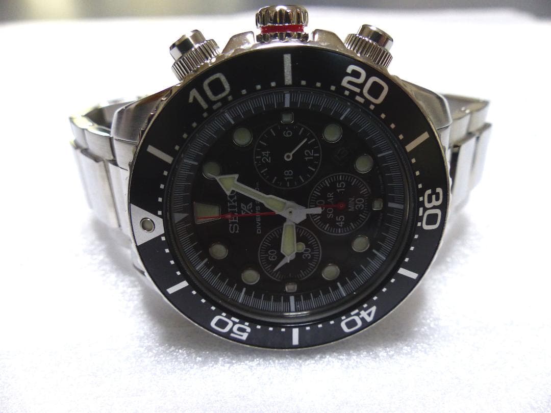 SEIKO V175-0AD0 Solar Men's Watch — Japanese