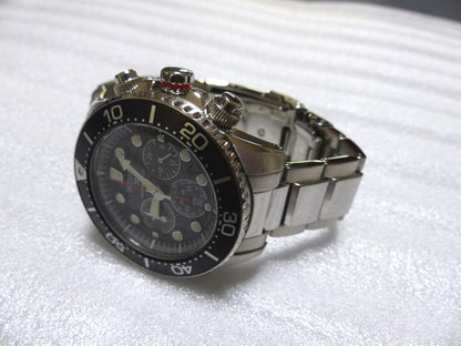 SEIKO V175-0AD0 Solar Men's Watch — Japanese