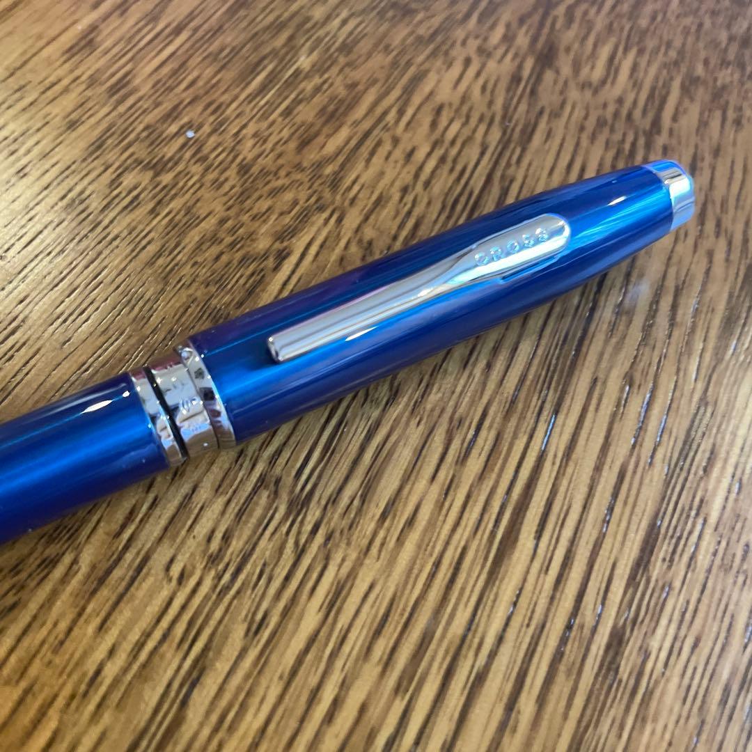 CROSS Pen No.78 ballpoint pen with oil-based ink and single ink color shown on white background