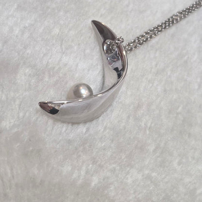Mikimoto Crescent Moon Pearl Necklace in silver with 0.7cm pearl and adjustable sterling silver chain