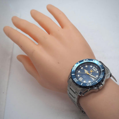 SEIKO 5 Sports Divers Automatic Men's Watch — Japanese