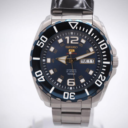 SEIKO 5 Sports Divers Automatic Men's Watch — Japanese