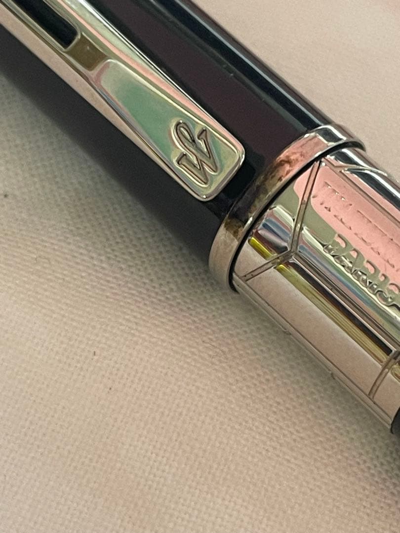 Waterman Fountain Pen shown in photo with no additional accessories included