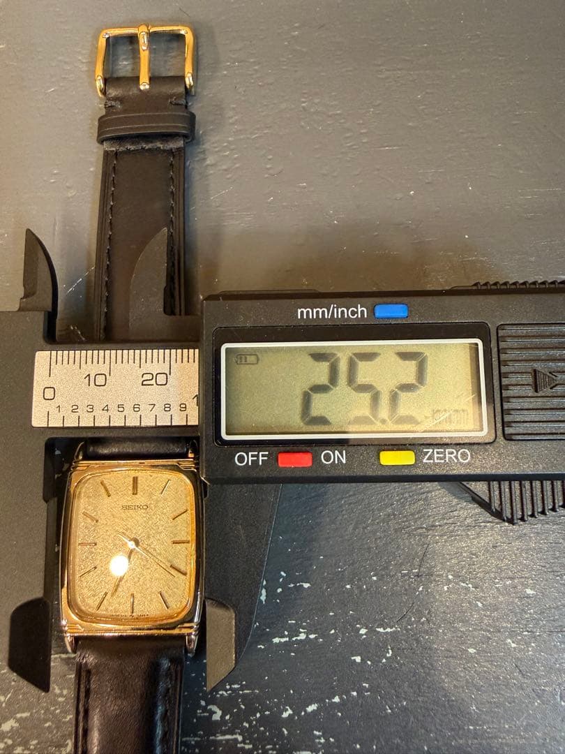 SEIKO 5P31-5170 Quartz Men's Watch — Japanese