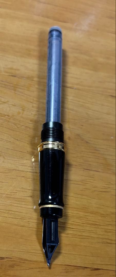 Waterman Expert Marble Blue fountain pen showing blue marble finish and silver accents