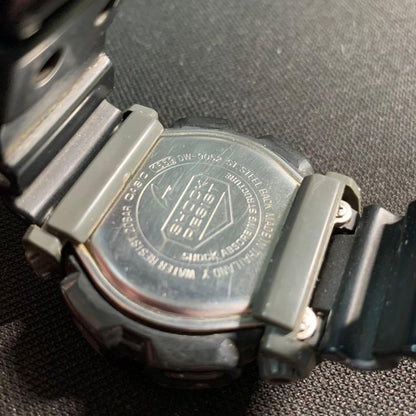 CASIO DW-9052 Digital Men's Watch — Japanese
