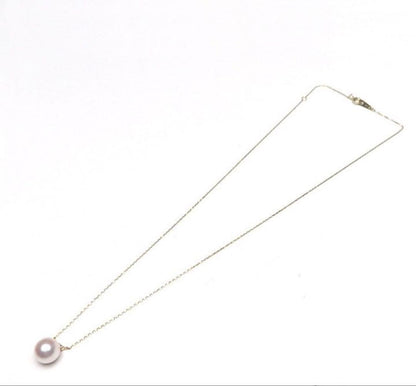 White pink 8.0mm Akoya pearl necklace with small diamond pendant set in K18 gold