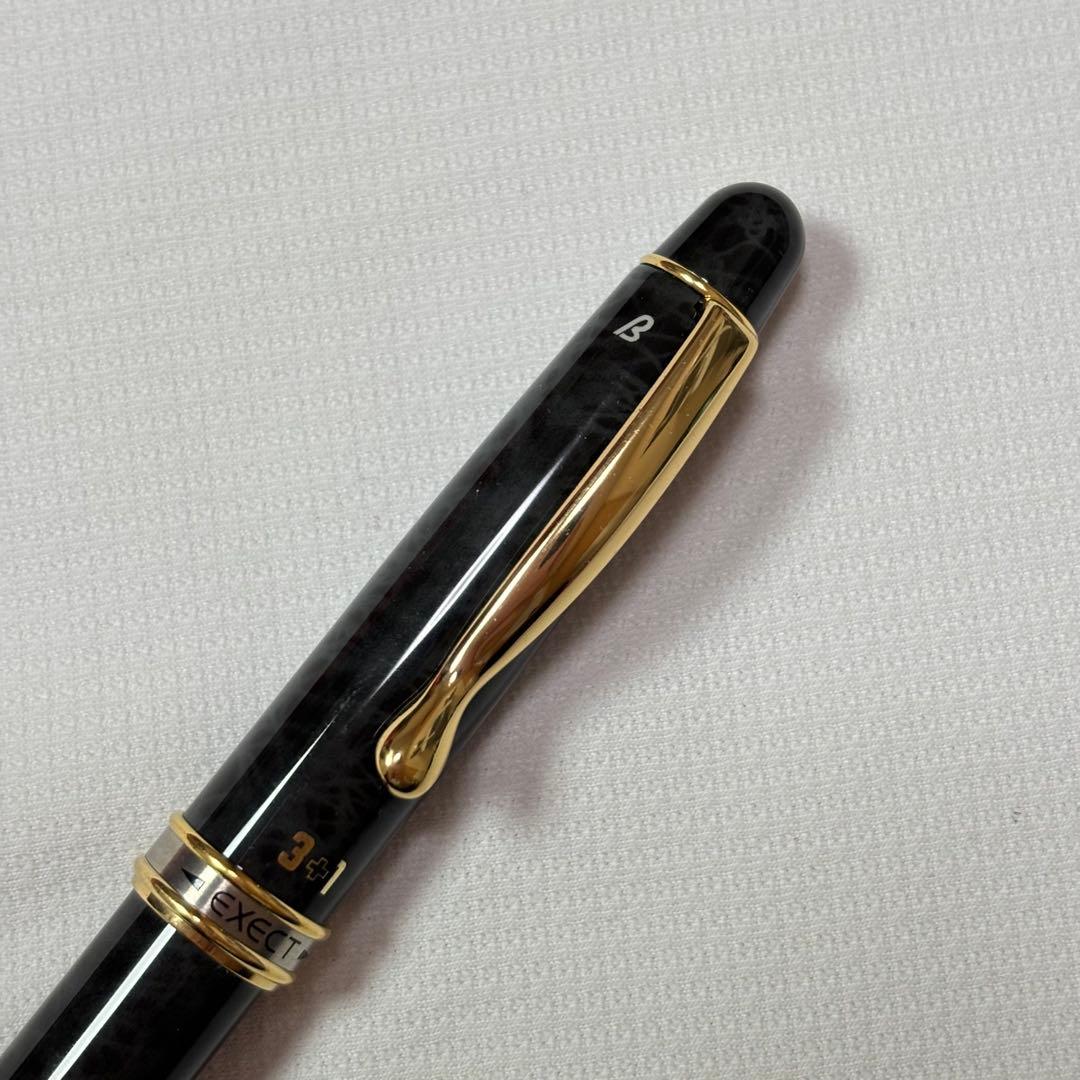 PILOT EXECT 3 Plus 1 multi-function ballpoint pen in marble black with gold-plated clip