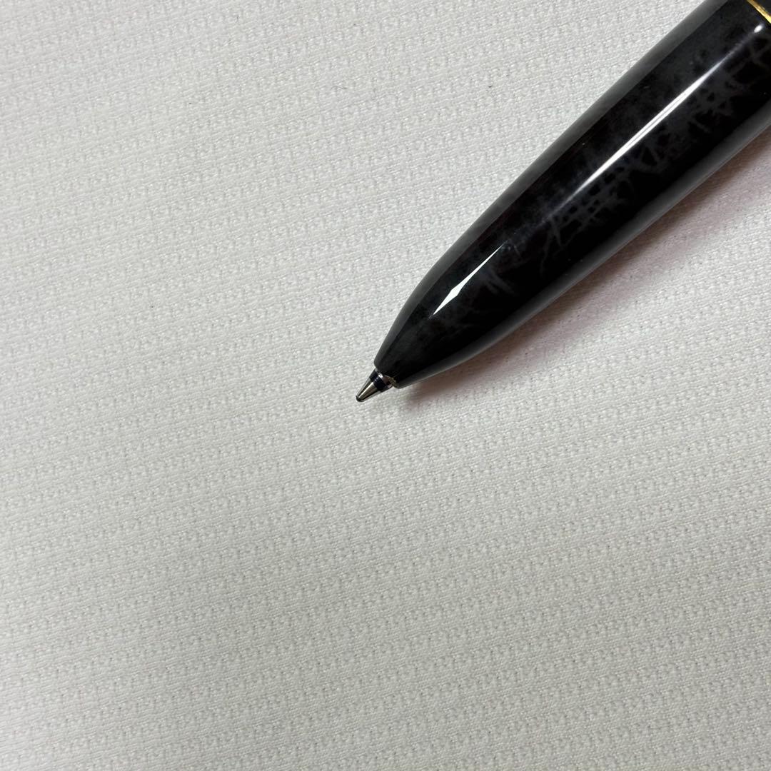 PILOT EXECT 3 Plus 1 multi-function ballpoint pen in marble black with gold-plated clip