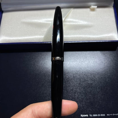 WATERMAN Carène Blue ballpoint pen with smooth finish and blue ink