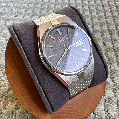 SEIKO 5856-8090 Quartz Men's Watch — Japanese