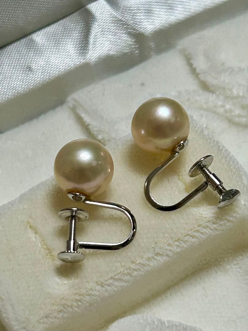 Akoya pearl necklace 8-8.5mm with K14WG earring set and silver single earring displayed on white background
