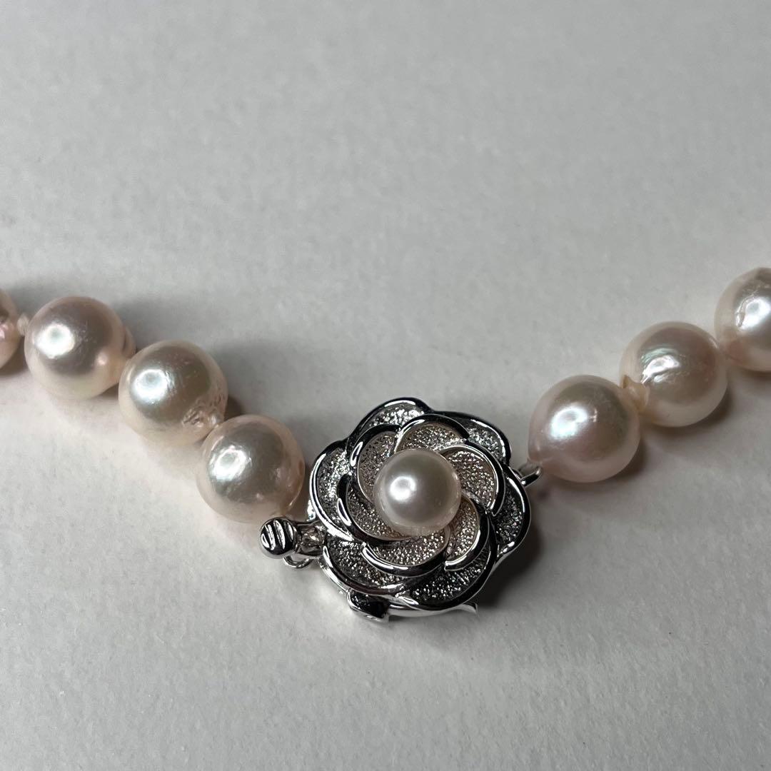 Toreflection A Kohqa large pearl necklace with 8.3-8.5mm pearls on a 43cm strand