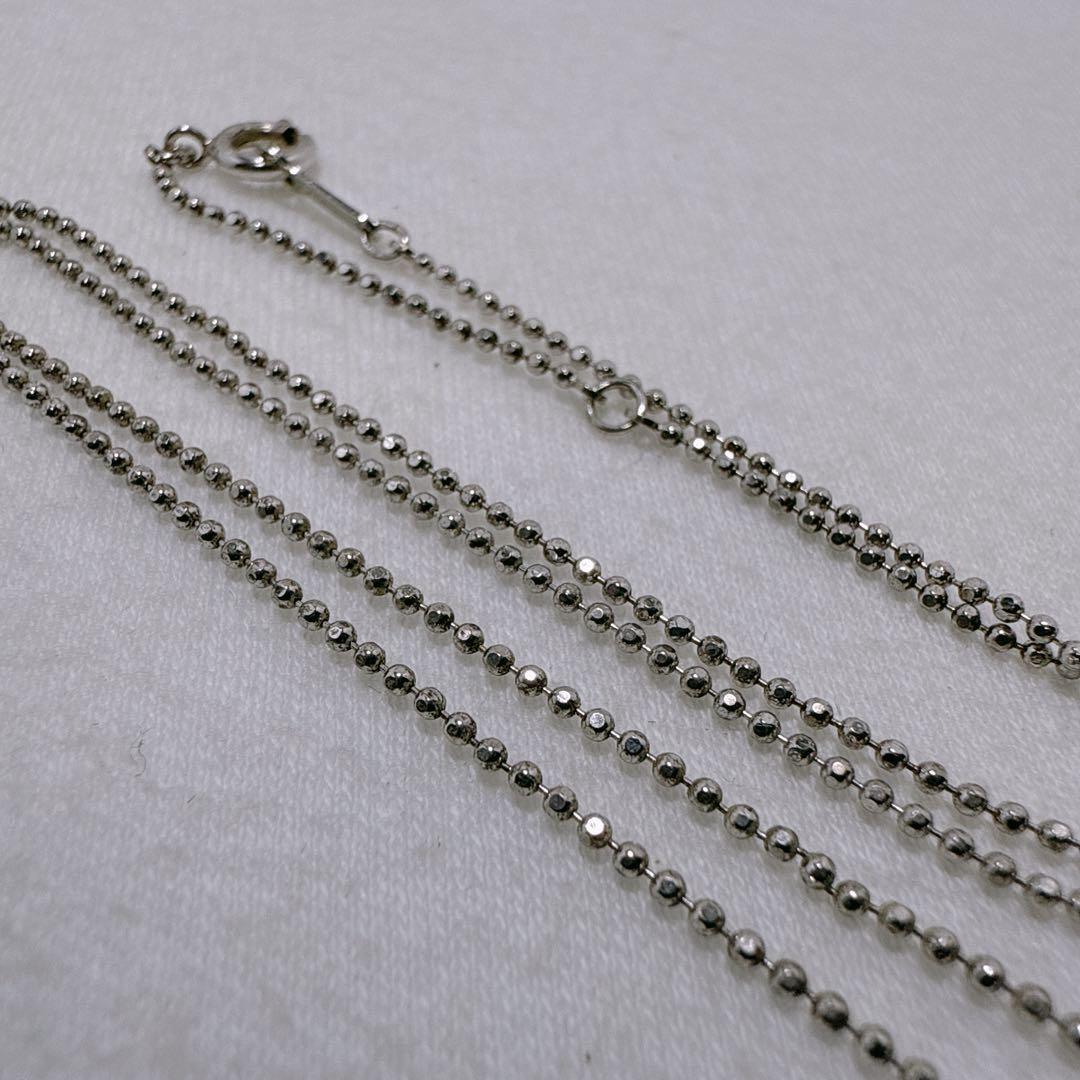 Tasaki silver necklace with two-color pearls and cherry pendant on 41 cm chain