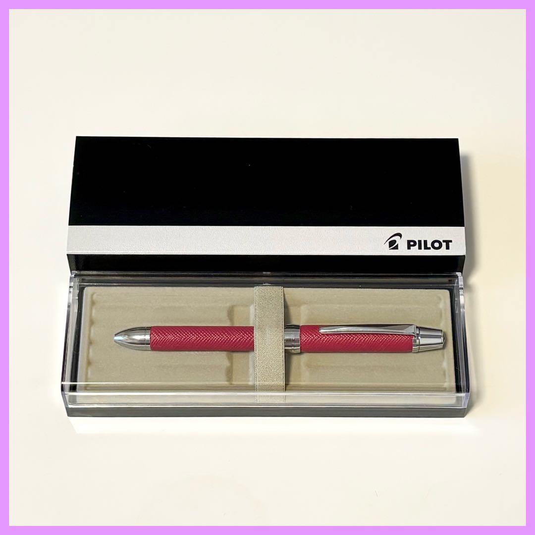 PILOT Two Plus One Ridge Leather pen with black and red ink cartridges, 12.1 mm diameter and 136 mm length