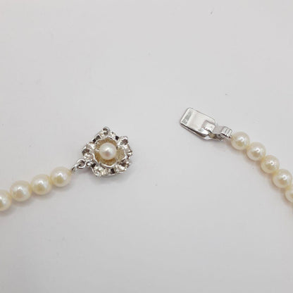 Cream Akoya baby pearl necklace 41cm with silver closure featuring 4.5mm pearls