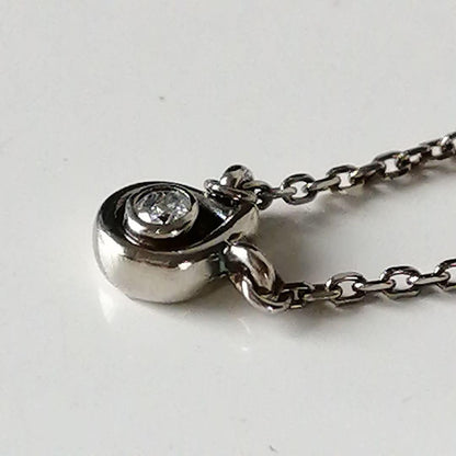 agete necklace with drop motif and transparent stone on a 40 cm chain displayed on white background