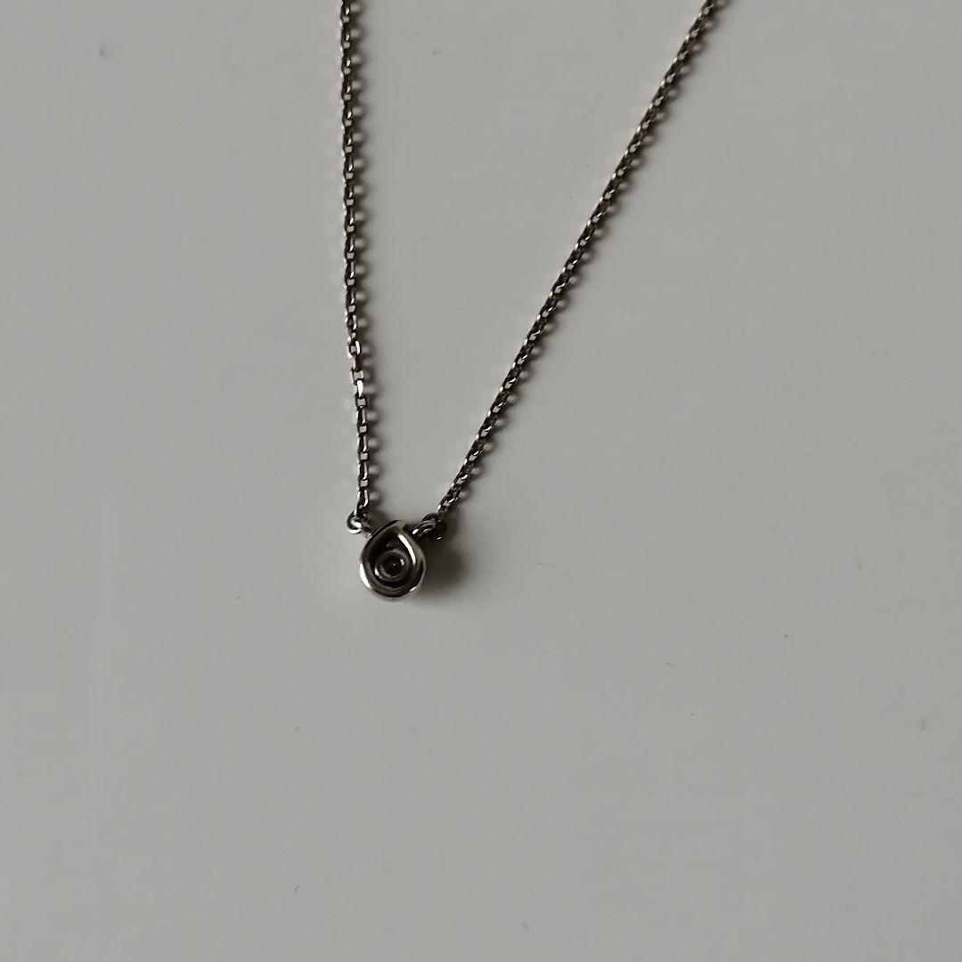 agete necklace with drop motif and transparent stone on a 40 cm chain displayed on white background