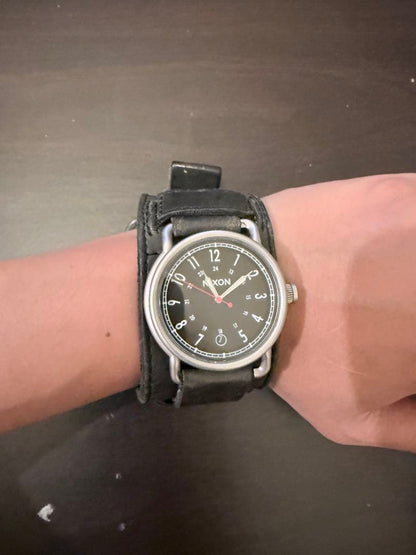 NIXON Leather Band Series Men's Watch — Japanese