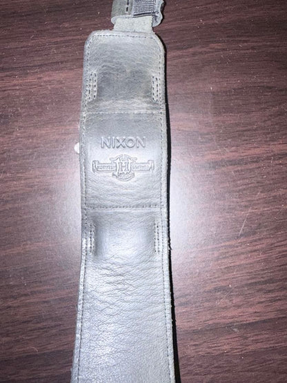 NIXON Leather Band Series Men's Watch — Japanese
