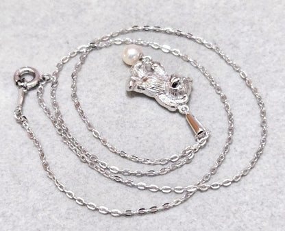 MIKIMOTO Akoya Pearl Bear Necklace with silver S925 chain and pearl pendant, 40cm length