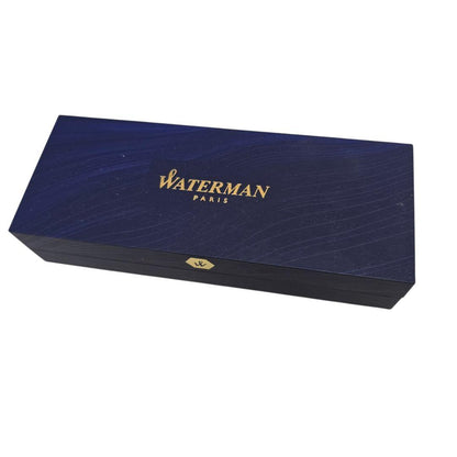 Waterman pink fountain pen with gold trim and matching dedicated pink case