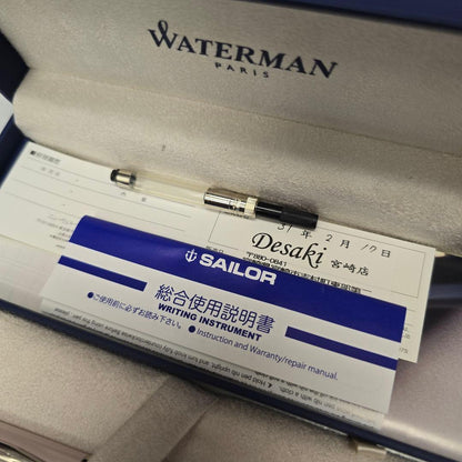 Waterman pink fountain pen with gold trim and matching dedicated pink case