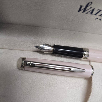 Waterman pink fountain pen with gold trim and matching dedicated pink case
