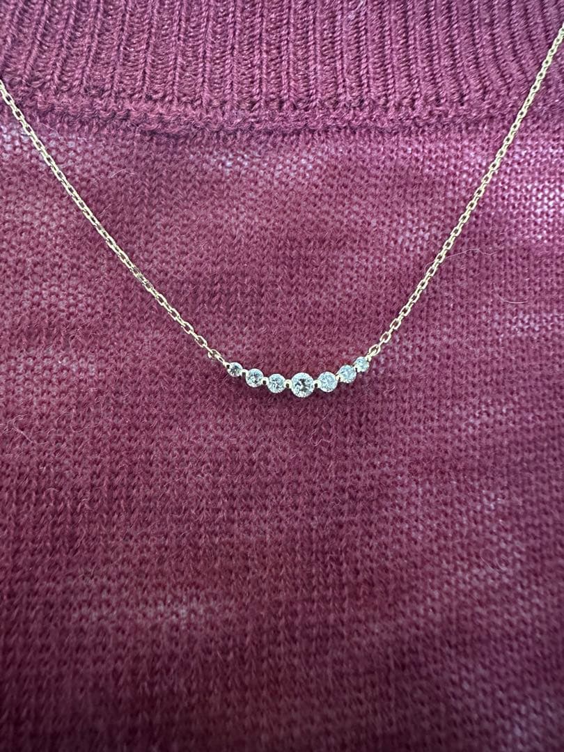 Agete K18 0.1ct diamond necklace with 45 cm ball chain displayed with case and certificate