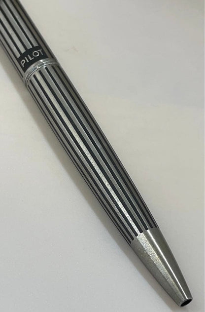Pilot ballpoint pen stripe cufflinks and matching tie clip set in unused condition