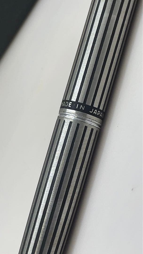 Pilot ballpoint pen stripe cufflinks and matching tie clip set in unused condition