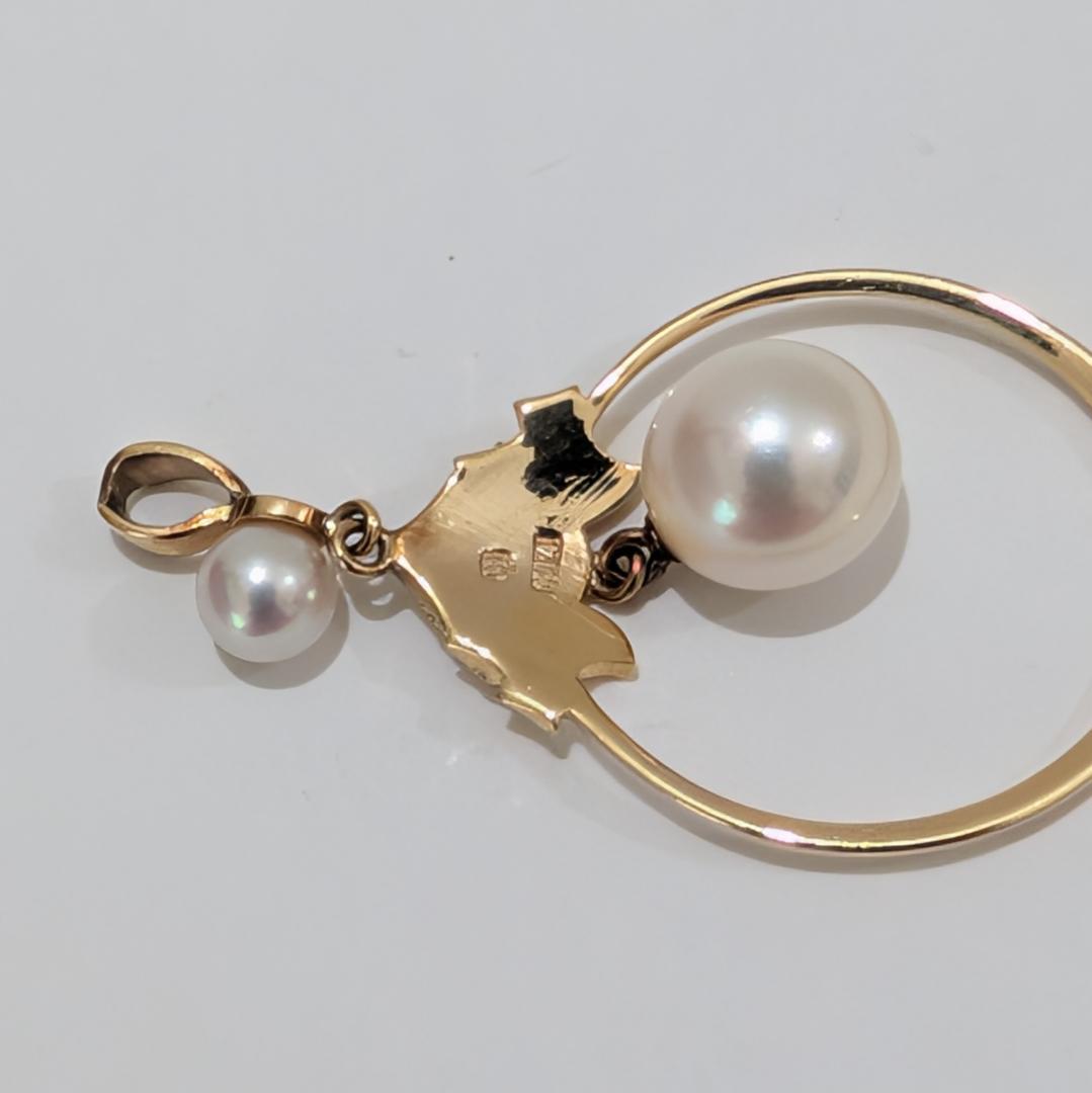 2060 Mikimoto pearl pendant top in yellow gold K14YG with 3.3 cm height and 1.9 g weight