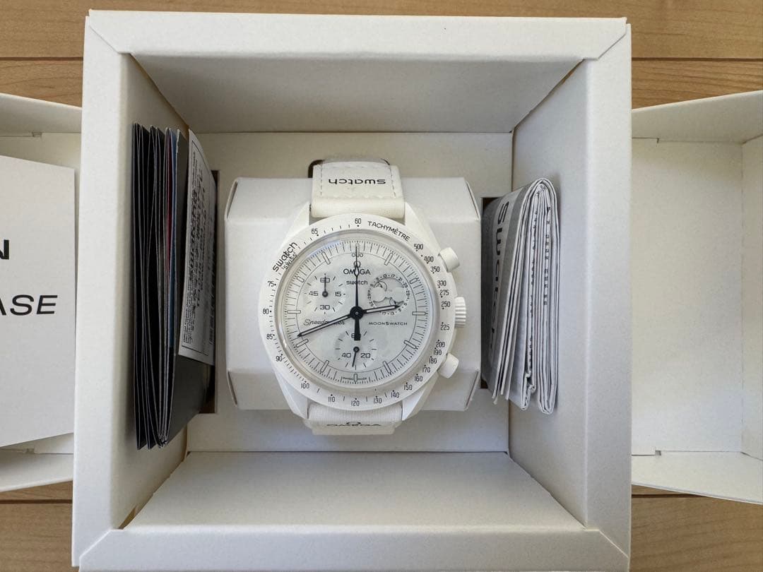 swatch MOONPHASE NEW MOON Quartz Men's — Japanese