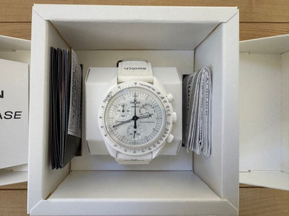 swatch MOONPHASE NEW MOON Quartz Men's — Japanese