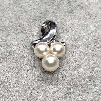 Honest Pearl Akoya 5.6mm white silver pearl pendant for wedding and entrance ceremony with no scratches