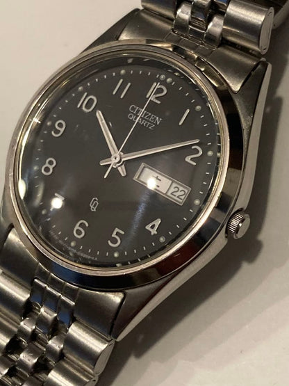 Citizen V157-0BX0 Quartz Men's Watch — Japanese