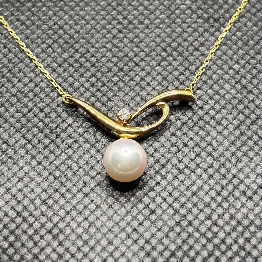 Mikimoto pearl pendant necklace with 7.3mm pearl and diamond on 42cm K18 yellow gold chain