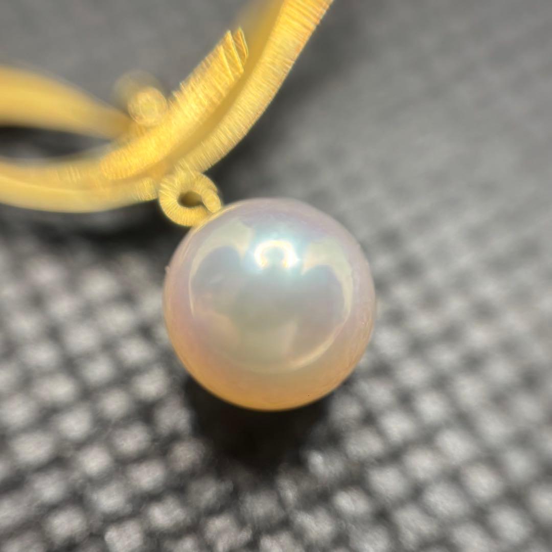 Mikimoto pearl pendant necklace with 7.3mm pearl and diamond on 42cm K18 yellow gold chain