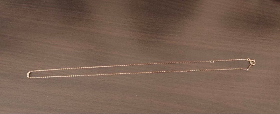 Agete K10 Pink Gold necklace with 3 lined-up diamonds on a 40 cm chain