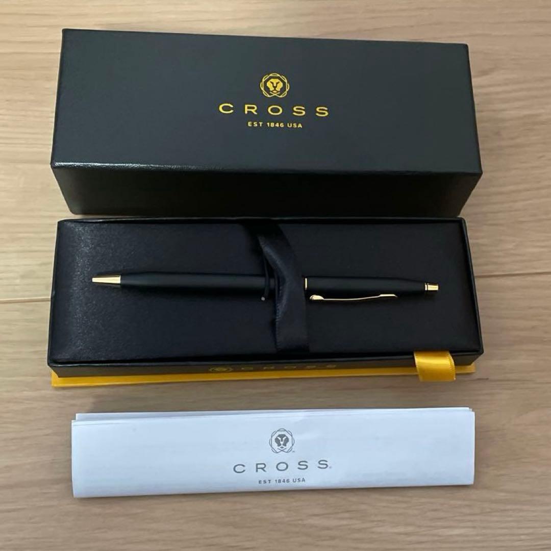 CROSS ballpoint pen body in matte black with gold accents