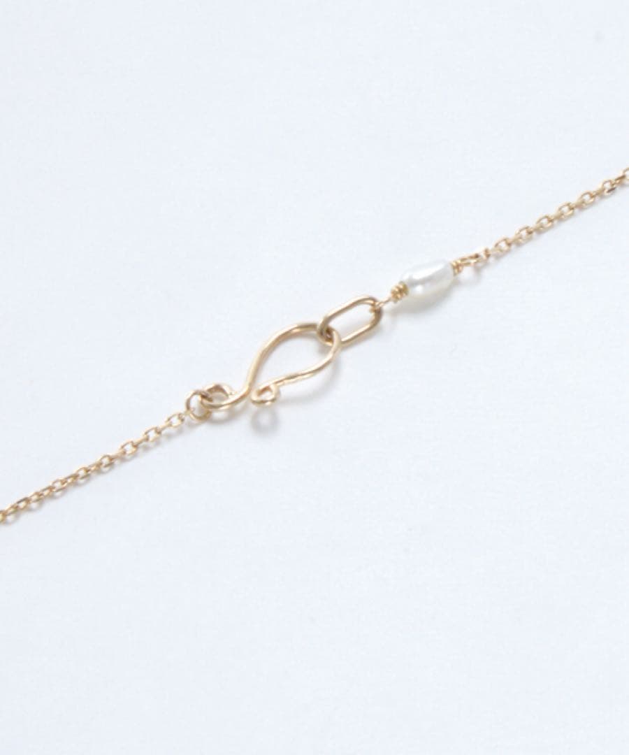 Agete Limited Edition K10 necklace bracelet charm with rose quartz front and white shell back on 40 cm adjustable chain
