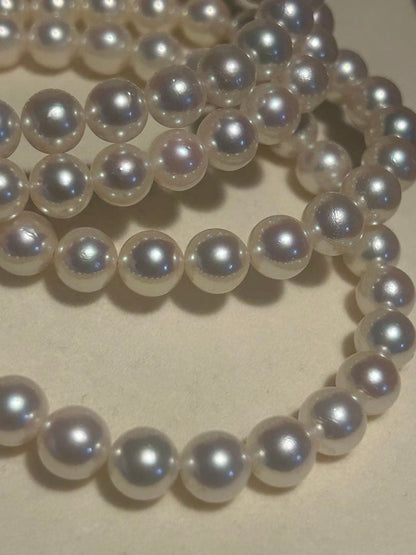 Akoya pearl necklace with two strands featuring 6.5 to 7 mm white pearls and 42.4 cm length