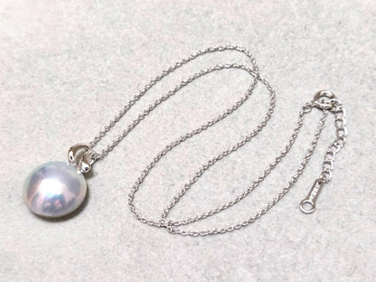 Tasaki Pearl Mabe Pearl necklace with SV925 chain, about 42 centimeters long, pearl top visible